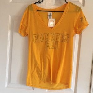 PINK packers fan t-shirt